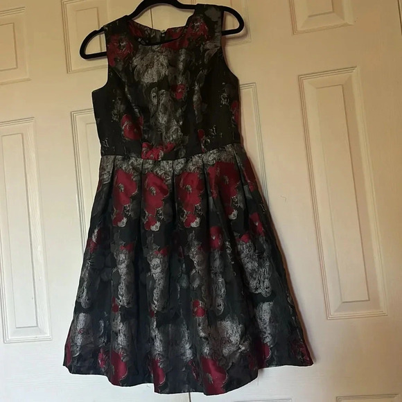 AGB fashion Luxe Floral Jacquard Mini party dress Sz 6 - Picture 4 of 15